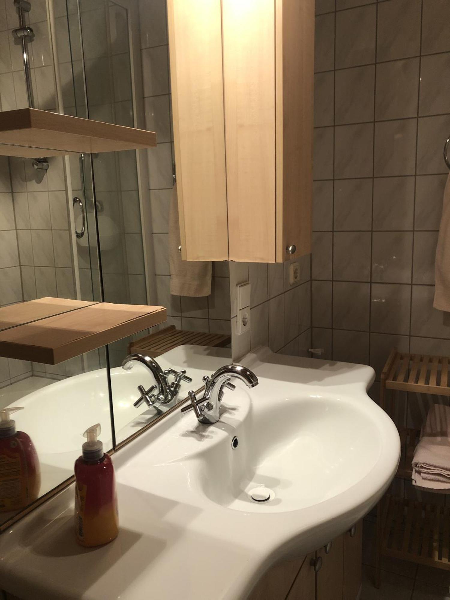 Moderne Vollmoeblierte Wohnung ซวิคเคา ภายนอก รูปภาพ